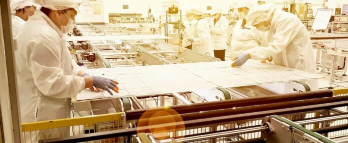 csm_canadian_solar-brazil_facility_1_5f5bfe7e8c-1200x494-1jpg