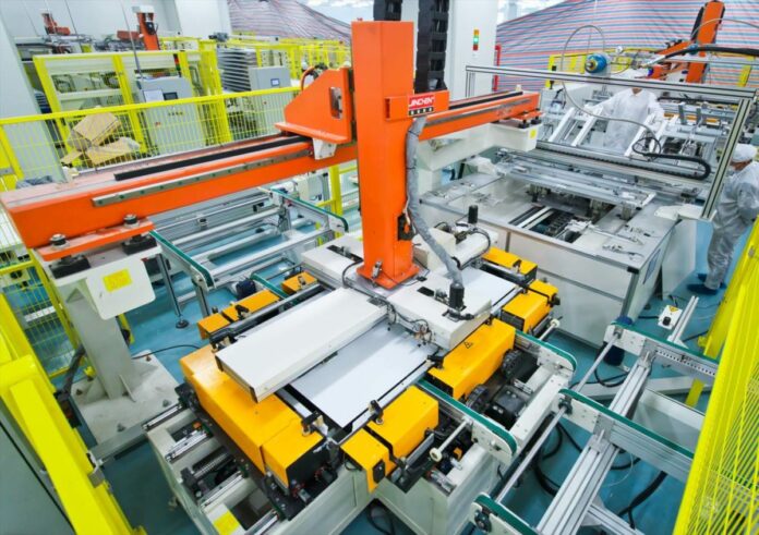 Jinchen-solar-module-production-line-1200x846jpg
