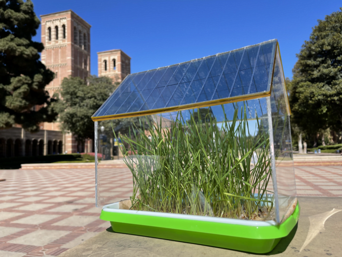 Low-Res_solar-greenhouse-YYang-NatSustain-2023jpgpng