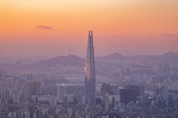 buildings-g8bc081c8d_1920-1200x800jpg