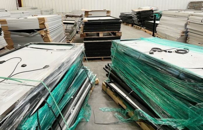 solar-panels-palletsjpg